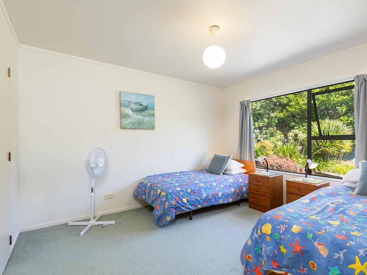 Kawau Vista - Snells Beach Holiday Home Eksteriør billede